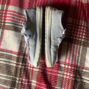 *fake heydudes* but only warn once they do not fit size 6m